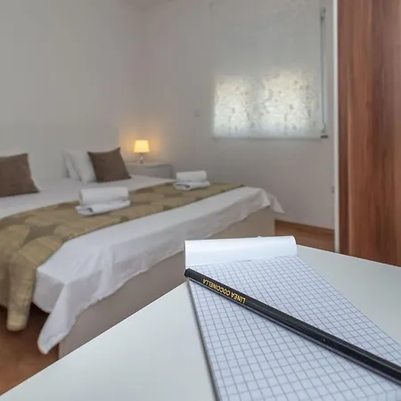 Superior-apartment Mit Einem Schlafzimmer In Strandnaehe By Interhome *