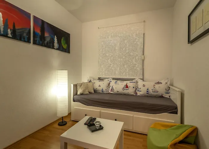 Superior-apartment Mit Einem Schlafzimmer In Strandnaehe By Interhome