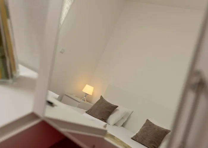 Superior-apartment Mit Einem Schlafzimmer In Strandnaehe By Interhome